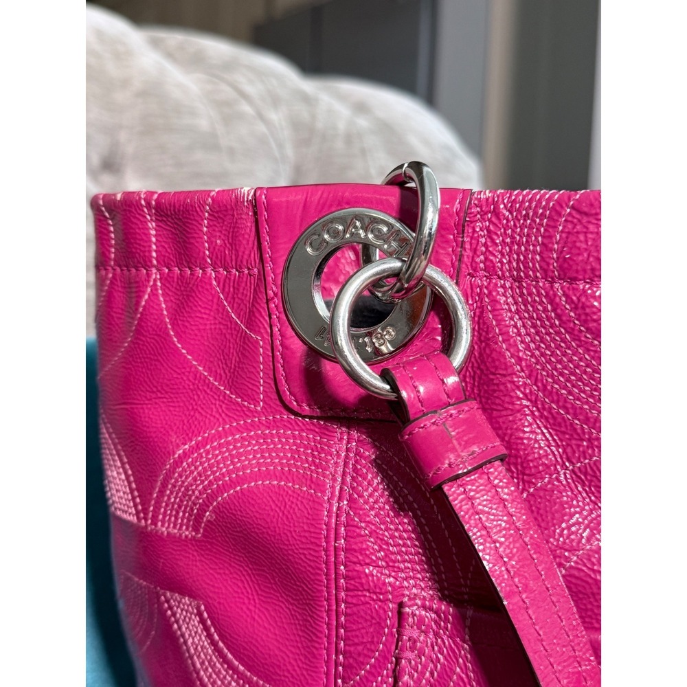 Y2K fuchsia/rasberry Coach purse - Picture 3 of 7